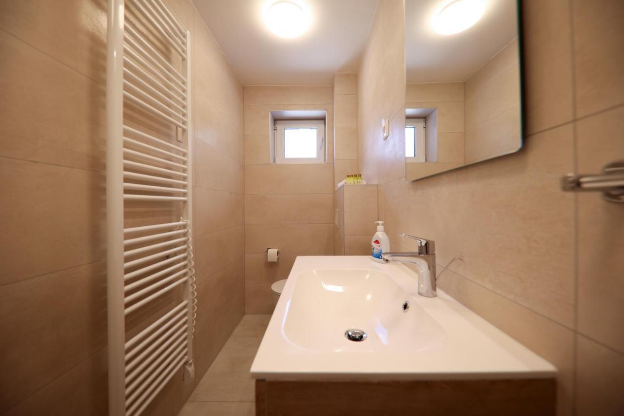 Apartmani Diklo 자다르 외부 사진
