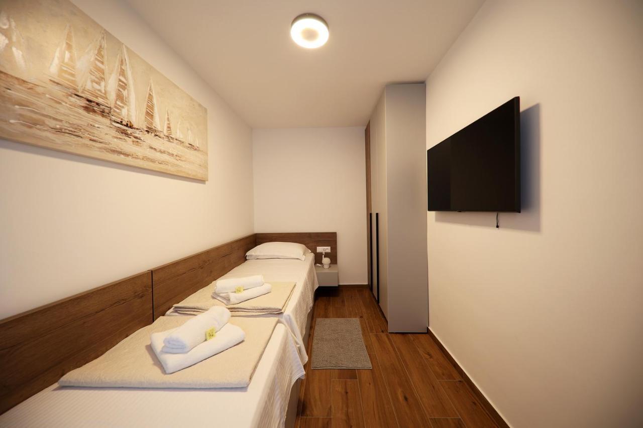 Apartmani Diklo 자다르 외부 사진